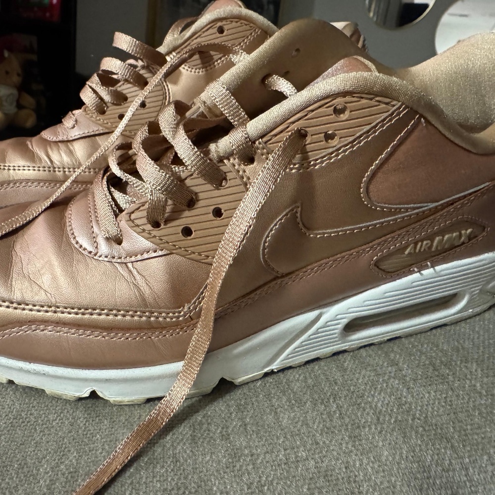 Nike Air Max 90 Rose Gold